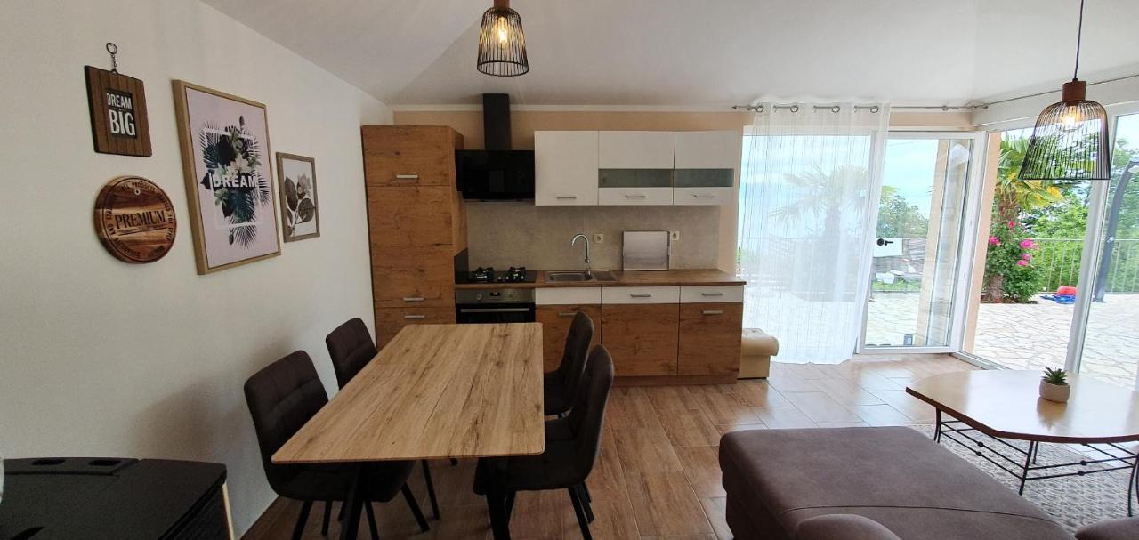 Apartments Kroatien Lovran Eksteriør billede